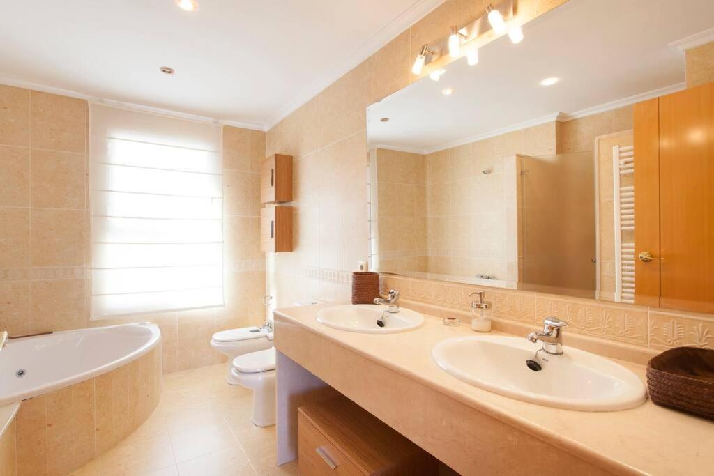 Casa En Valencia, Cerca De Golf, Playas, Moto Gp 빌라 외부 사진