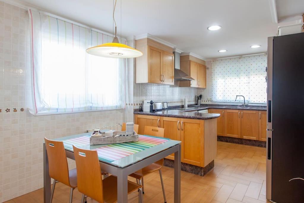 Casa En Valencia, Cerca De Golf, Playas, Moto Gp 빌라 외부 사진